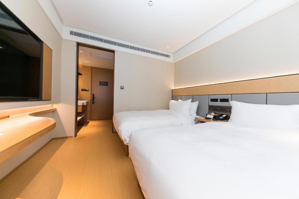 Ji Hotel Shanghai Xujiahui Екстер'єр фото