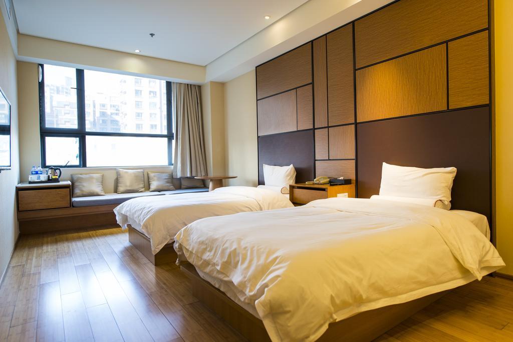 Ji Hotel Shanghai Xujiahui Номер фото