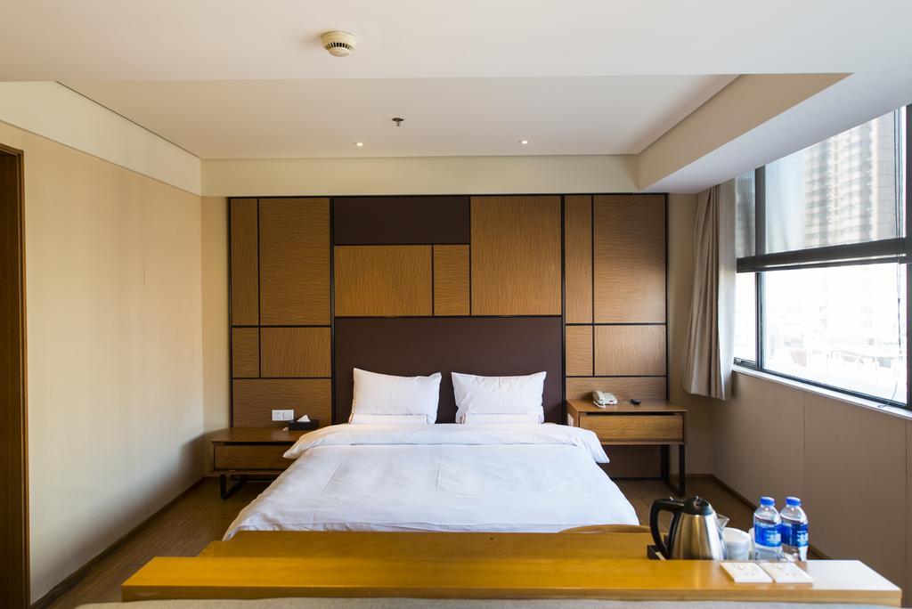 Ji Hotel Shanghai Xujiahui Номер фото