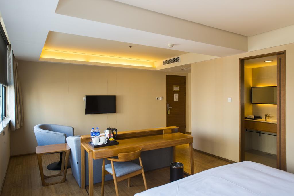 Ji Hotel Shanghai Xujiahui Екстер'єр фото