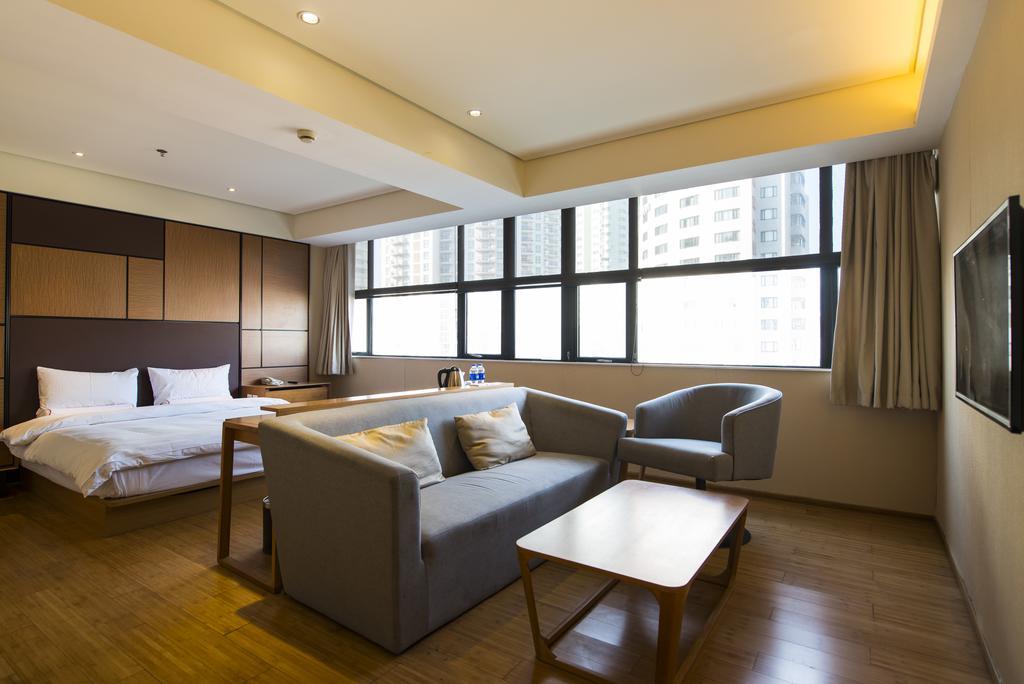 Ji Hotel Shanghai Xujiahui Екстер'єр фото